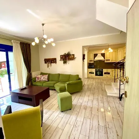 Fourka House Holiday home *