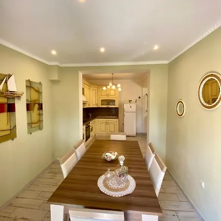 Fourka House Holiday home