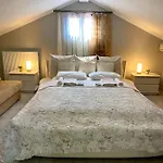 Fourka House * カッサンドレイア