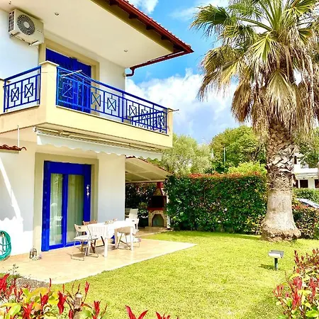 Holiday home Fourka House