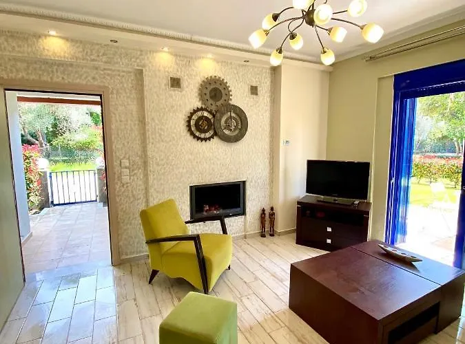 Holiday home Fourka House *