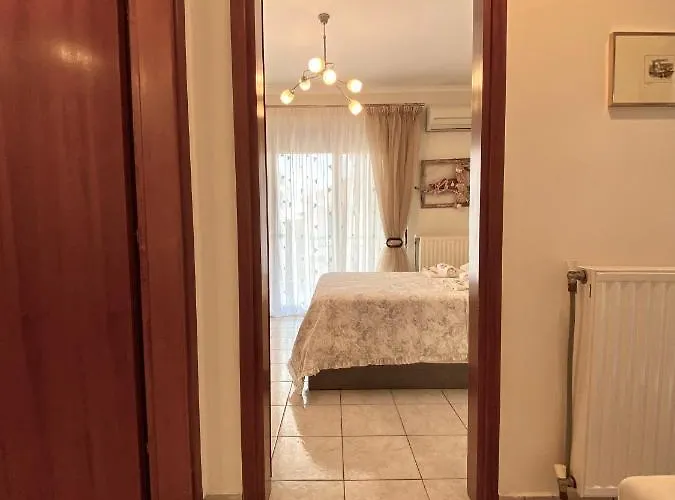 Fourka House Holiday home *